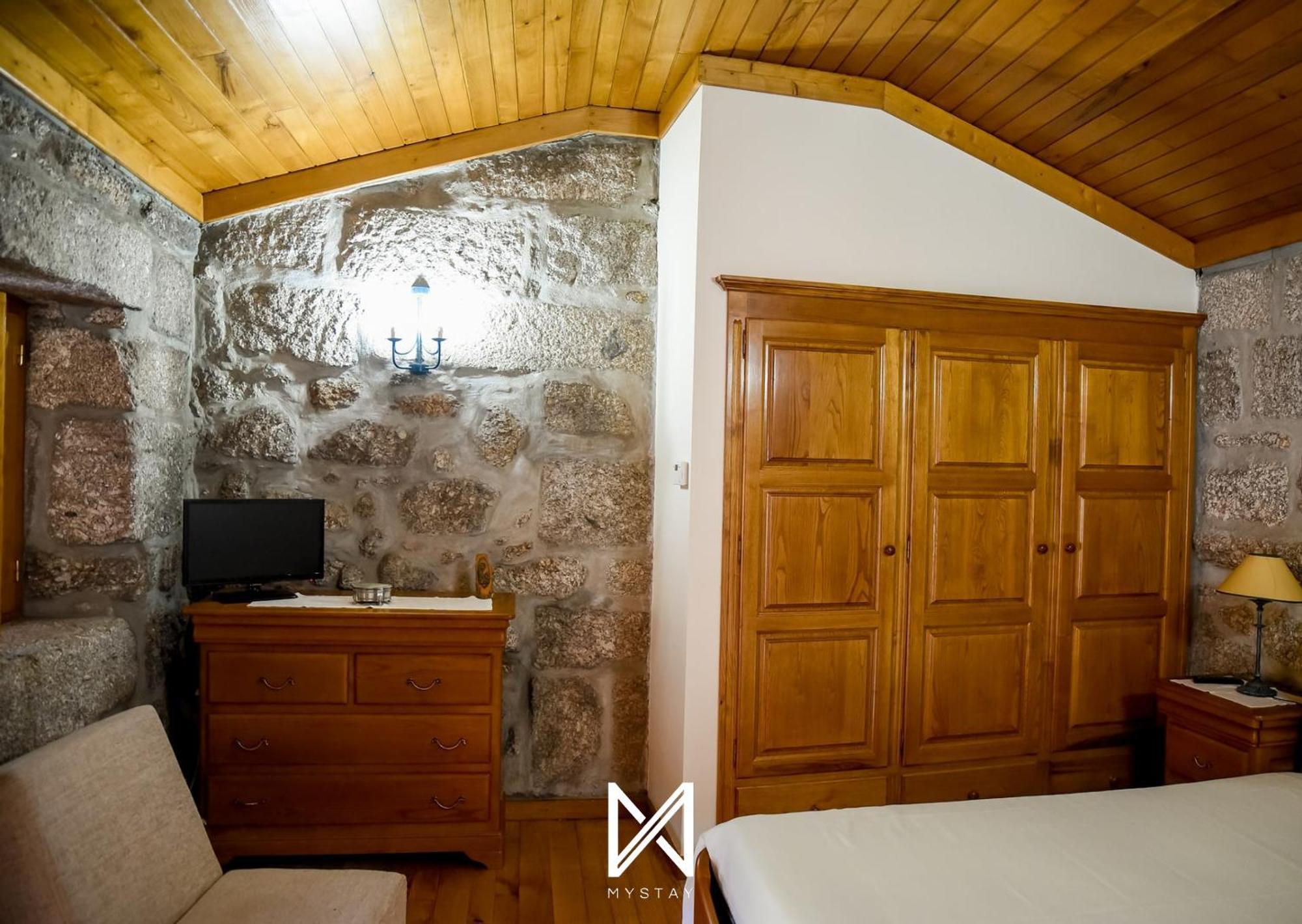 Mystay - Quinta Dos Vieiras Mosteiro  Luaran gambar