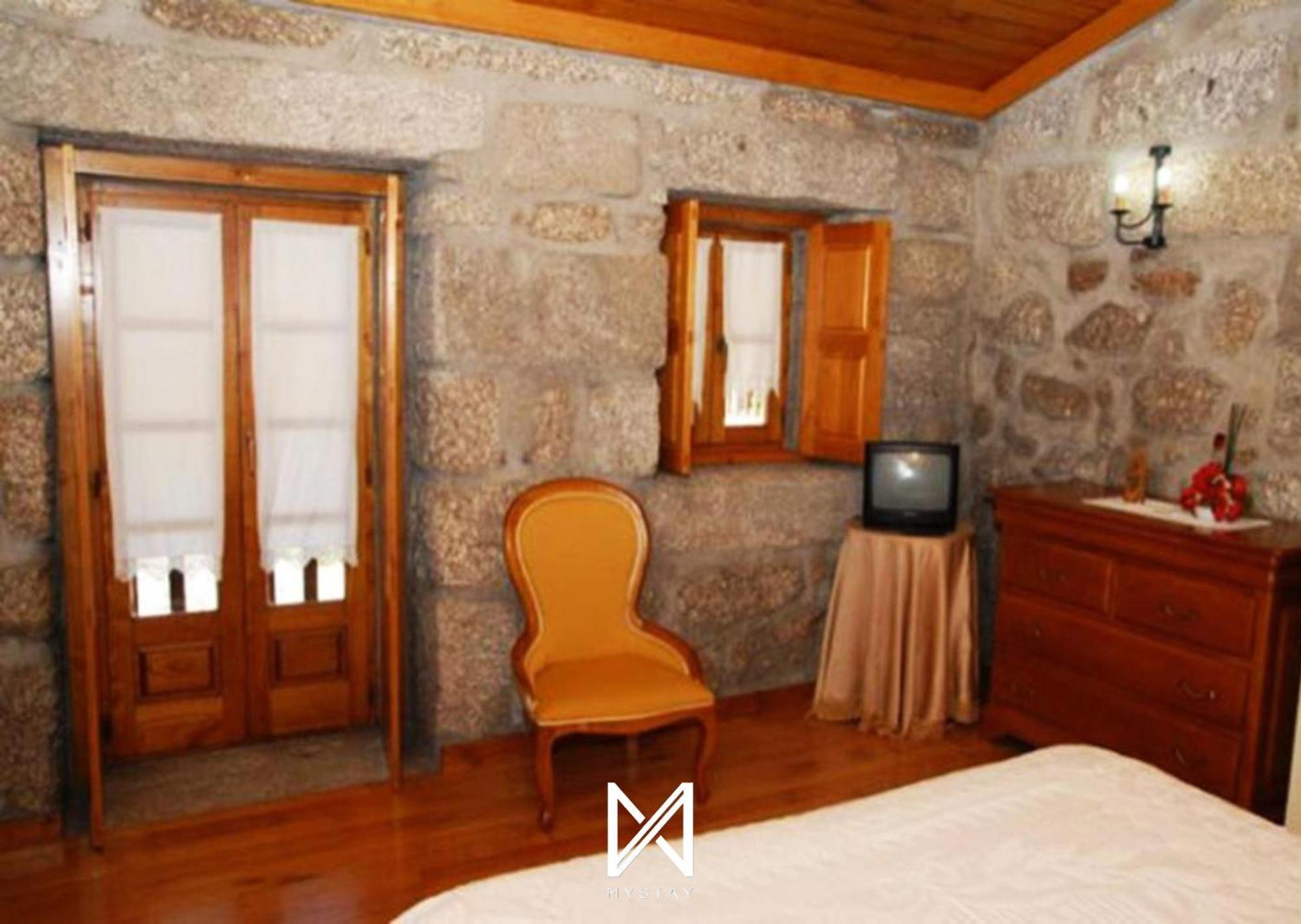 Mystay - Quinta Dos Vieiras Mosteiro  Luaran gambar