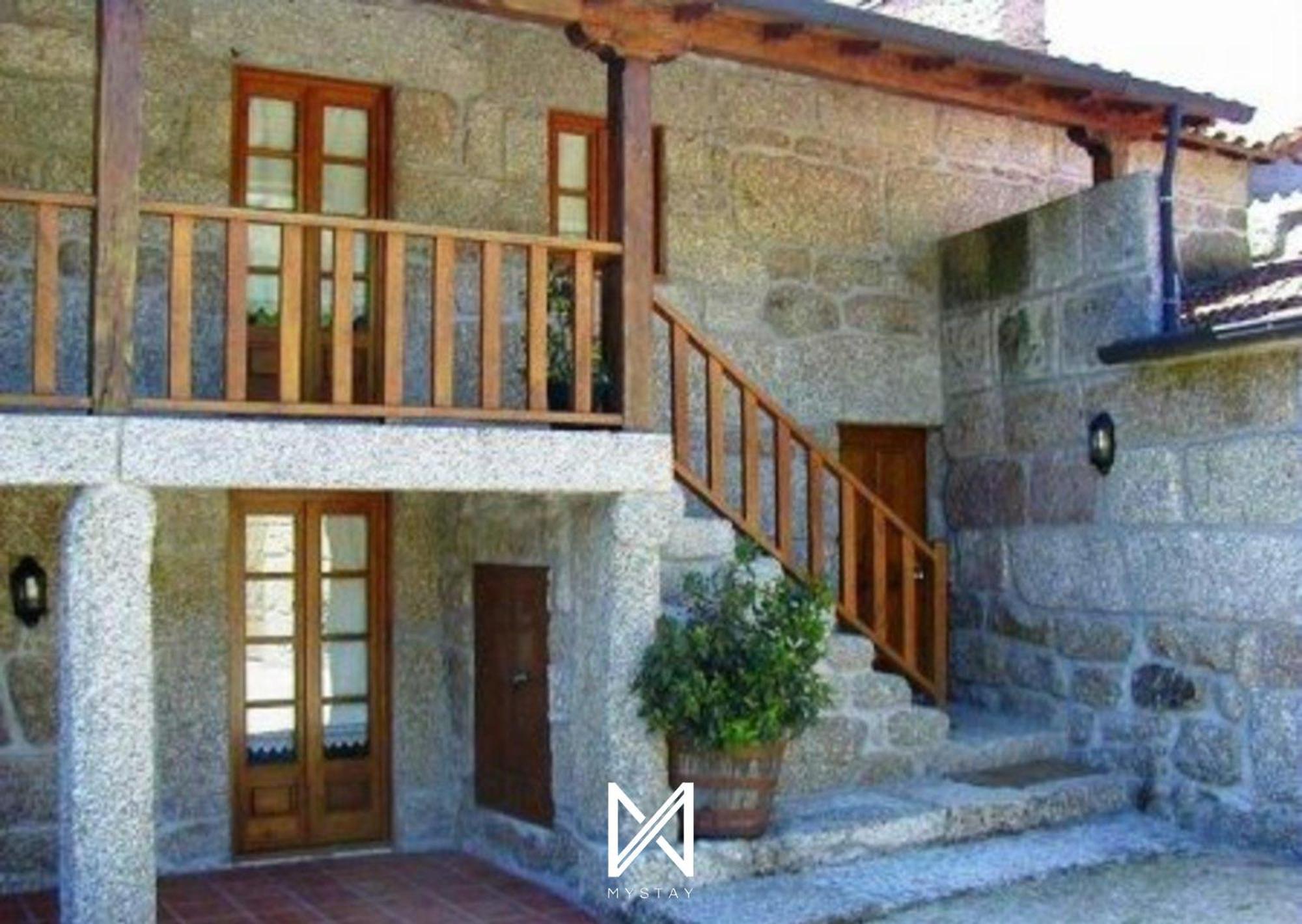 Mystay - Quinta Dos Vieiras Mosteiro  Luaran gambar